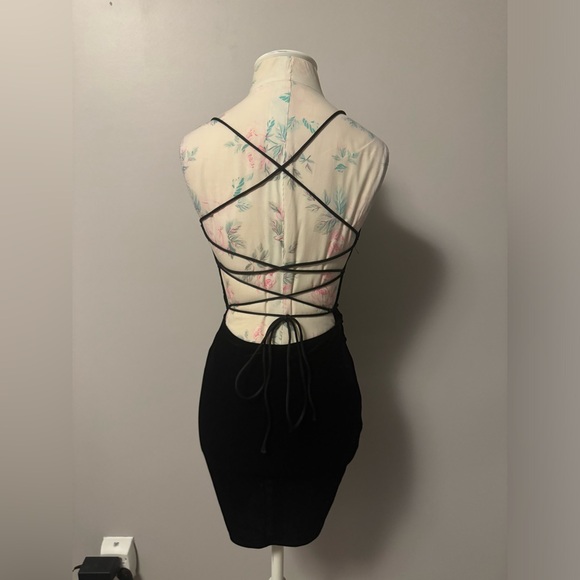 Velvet Black Lucy in the Sky dress - Picture 3 of 3